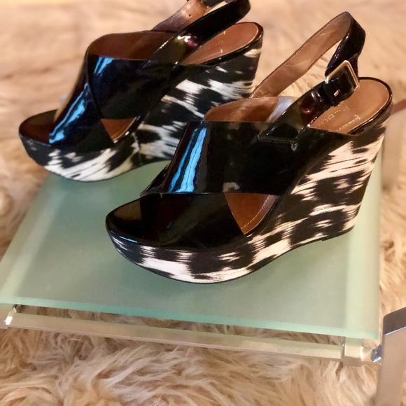 BCBGeneration Shoes - BCBG Generations Black Patent Leather Wedge